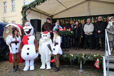 Ein gelungener 24. Klädener Adventsmarkt mit vielen schönen Momenten und mit vielen Gästen aus nah und fern, die sich auf die schönste Zeit des Jahres auf dem Klädener Adventsmarkt einstimmten.
