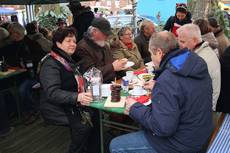 Ein gelungener 24. Klädener Adventsmarkt mit vielen schönen Momenten und mit vielen Gästen aus nah und fern, die sich auf die schönste Zeit des Jahres auf dem Klädener Adventsmarkt einstimmten.