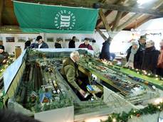 Ein fester Bestandteil des Klädener Adventsmarktes ist auch die Modelleisenbahn-ausstellung, in diesem Jahr in erweiterten Räumlichkeiten, im alten Speicher Ein fester Bestandteil des Klädener Adventsmarktes ist auch die Modelleisenbahn-ausstellung, in diesem Jahr in erweiterten Räumlichkeiten, im alten Speicher