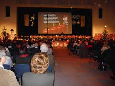 Im Congreß Center Leipzig gab die Musikschule Fröhlich mit ihrer Inhaberin Eva Bernhardt vor 1000 Gästen ihr wundervolles Jahresabschlusskonzert. Im Congreß Center Leipzig gab die Musikschule Fröhlich mit ihrer Inhaberin Eva Bernhardt vor 1000 Gästen ihr wundervolles Jahresabschlusskonzert.