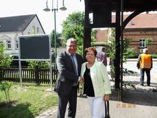 Minister für Landesentwicklung und Verkehr des Landes Sachsen-Anhalt, Thomas Webel, lud zur feierlichen Verkehrsfreigabe mit dem obligatorischen Scherenschnitt der L13, Ortsdurchfahrt Meßdorf am 27. Juni 2016 ein Minister für Landesentwicklung und Verkehr des Landes Sachsen-Anhalt, Thomas Webel, lud zur feierlichen Verkehrsfreigabe mit dem obligatorischen Scherenschnitt der L13, Ortsdurchfahrt Meßdorf am 27. Juni 2016 ein