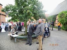 Minister für Landesentwicklung und Verkehr des Landes Sachsen-Anhalt, Thomas Webel, lud zur feierlichen Verkehrsfreigabe mit dem obligatorischen Scherenschnitt der L13, Ortsdurchfahrt Meßdorf am 27. Juni 2016 ein Minister für Landesentwicklung und Verkehr des Landes Sachsen-Anhalt, Thomas Webel, lud zur feierlichen Verkehrsfreigabe mit dem obligatorischen Scherenschnitt der L13, Ortsdurchfahrt Meßdorf am 27. Juni 2016 ein