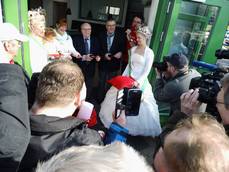 Tag der offenen Tür in Kelles Klädener Suppenmanufaktur und Eröffnung des Suppencafe`s Tag der offenen Tür in Kelles Klädener Suppenmanufaktur und Eröffnung des Suppencafe`s