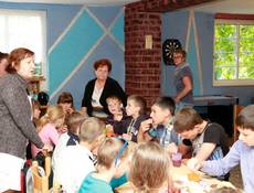 18 Mädchen und Jungen aus Weißrussland auch in diesem Jahr zu Gast in der Einheitsgemeinde