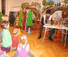 Verein Kinderwünsche-Kinderträume Kläden lud zur Weihnachtsfeier in das Haus Wohnen für Generationen ein Verein Kinderwünsche-Kinderträume Kläden lud zur Weihnachtsfeier in das Haus Wohnen für Generationen ein