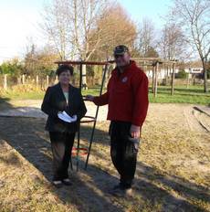 Hier auf den Fotos Bürgermeisterin Verena Schlüsselburg und Schwimmmeister Volker Gille, die schon einmal einen kleinen Objektrundgang auf dem herbstlichen Kolk-Gelände machten. Hier auf den Fotos Bürgermeisterin Verena Schlüsselburg und Schwimmmeister Volker Gille, die schon einmal einen kleinen Objektrundgang auf dem herbstlichen Kolk-Gelände machten.