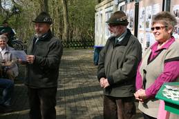 Tolle Saisoneröffnung am Naturlehrweg  bei wunderschönem Wetter, großartiger Beteiligung und dem grünen Tisch auf dem Weg durch die Altmark, mit Programm der Kita Villa Kunterbunt Hohenwulsch, den Jagdhornbläsern Stendal-Staffelde und der Ausstellung 20 Jahre Natur- und Heimatverein Bismark-Kläden