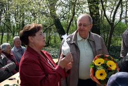 Tolle Saisoneröffnung am Naturlehrweg  bei wunderschönem Wetter, großartiger Beteiligung und dem grünen Tisch auf dem Weg durch die Altmark, mit Programm der Kita Villa Kunterbunt Hohenwulsch, den Jagdhornbläsern Stendal-Staffelde und der Ausstellung 20 Jahre Natur- und Heimatverein Bismark-Kläden