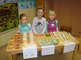 Kaffeestube und Bauernmarkt in der Kita Pittiplatsch Kläden Kaffeestube und Bauernmarkt in der Kita Pittiplatsch Kläden