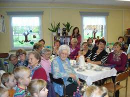 Kaffeestube und Bauernmarkt in der Kita Pittiplatsch Kläden Kaffeestube und Bauernmarkt in der Kita Pittiplatsch Kläden