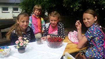 Wieder 18 weißrussische Kinder auf Einladung von Einheitsgemeindebürgermeisterin Verena Schlüsselburg zu Gast in der Einheitsgemeinde Wieder 18 weißrussische Kinder auf Einladung von Einheitsgemeindebürgermeisterin Verena Schlüsselburg zu Gast in der Einheitsgemeinde