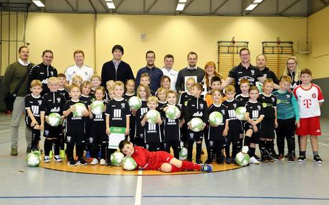 tus schwarz weiß bismark demokratie ort 2023