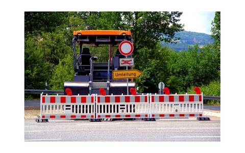 Straßensperrung ©Udo Jander Staßensperrung / Vollsperrung