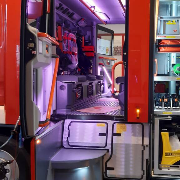 Ein neues Feuerwehrfahrzeug für die Ortsfeuerwehr Kläden 20201201 102908