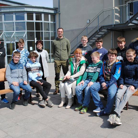 Übergabe der Sitzbänke an die Einheitsgemeinde dsc 8587