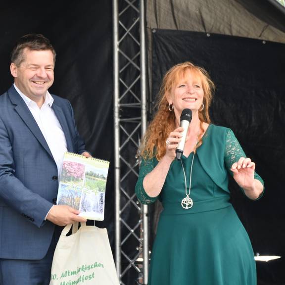 Impressionen vom Sonntag: Festumzug und Staffelstabübergabe JPG 2358