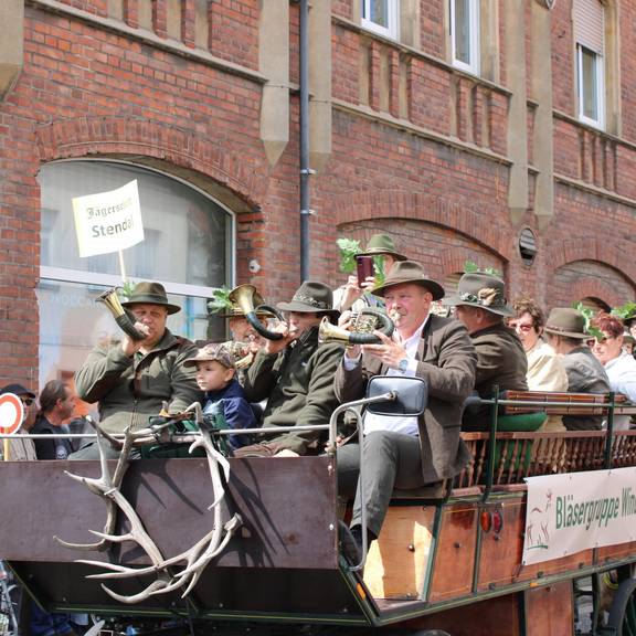 Impressionen vom Sonntag: Festumzug und Staffelstabübergabe IMG 0733