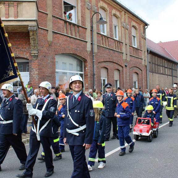 Impressionen vom Sonntag: Festumzug und Staffelstabübergabe IMG 0737