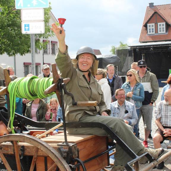 Impressionen vom Sonntag: Festumzug und Staffelstabübergabe IMG 0730