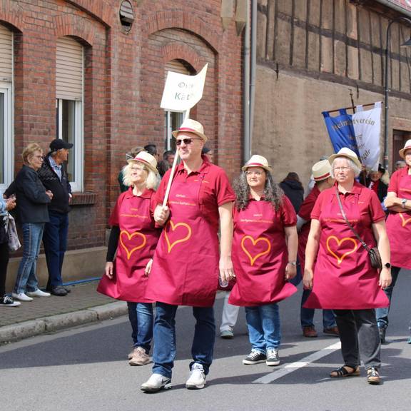 Impressionen vom Sonntag: Festumzug und Staffelstabübergabe IMG 0710